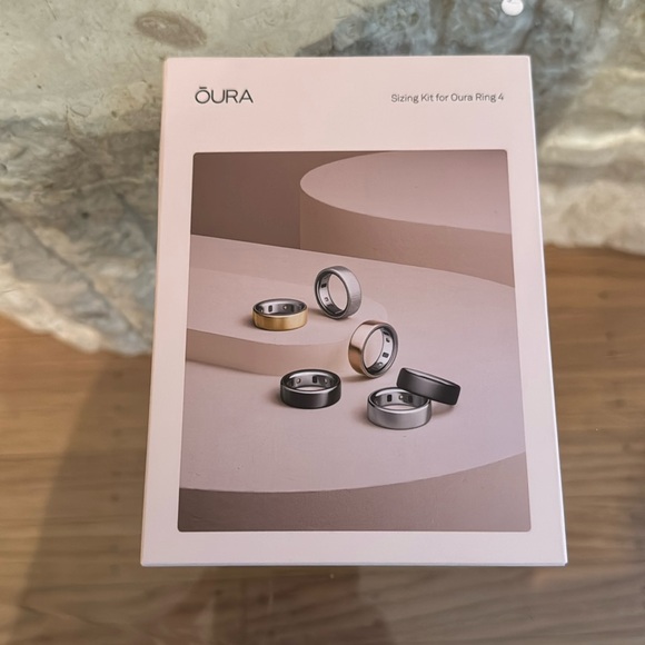 OURA Ring - with FREE sizing kit - Picture 2 of 4